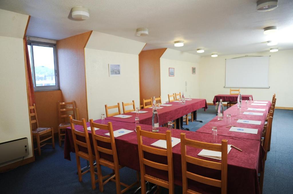 Hotel Chateau-Thierry Centre Екстериор снимка