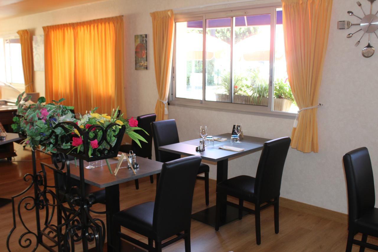 Hotel Chateau-Thierry Centre Екстериор снимка
